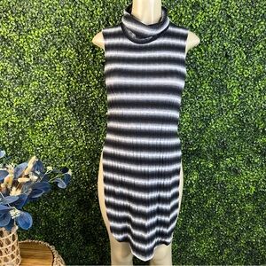 Magnolia South  Striped Turtleneck tunic NWOT‎